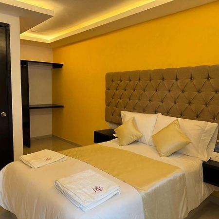 Oyo Hotel Familiar Tollan Чолула Екстер'єр фото