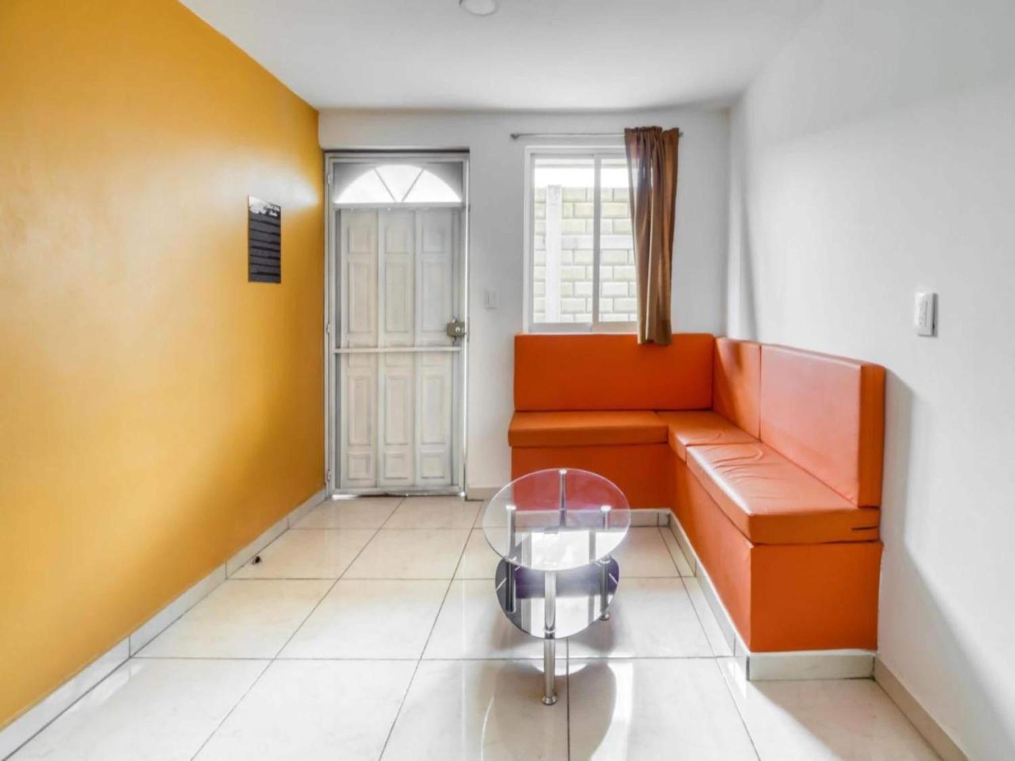 Oyo Hotel Familiar Tollan Чолула Екстер'єр фото