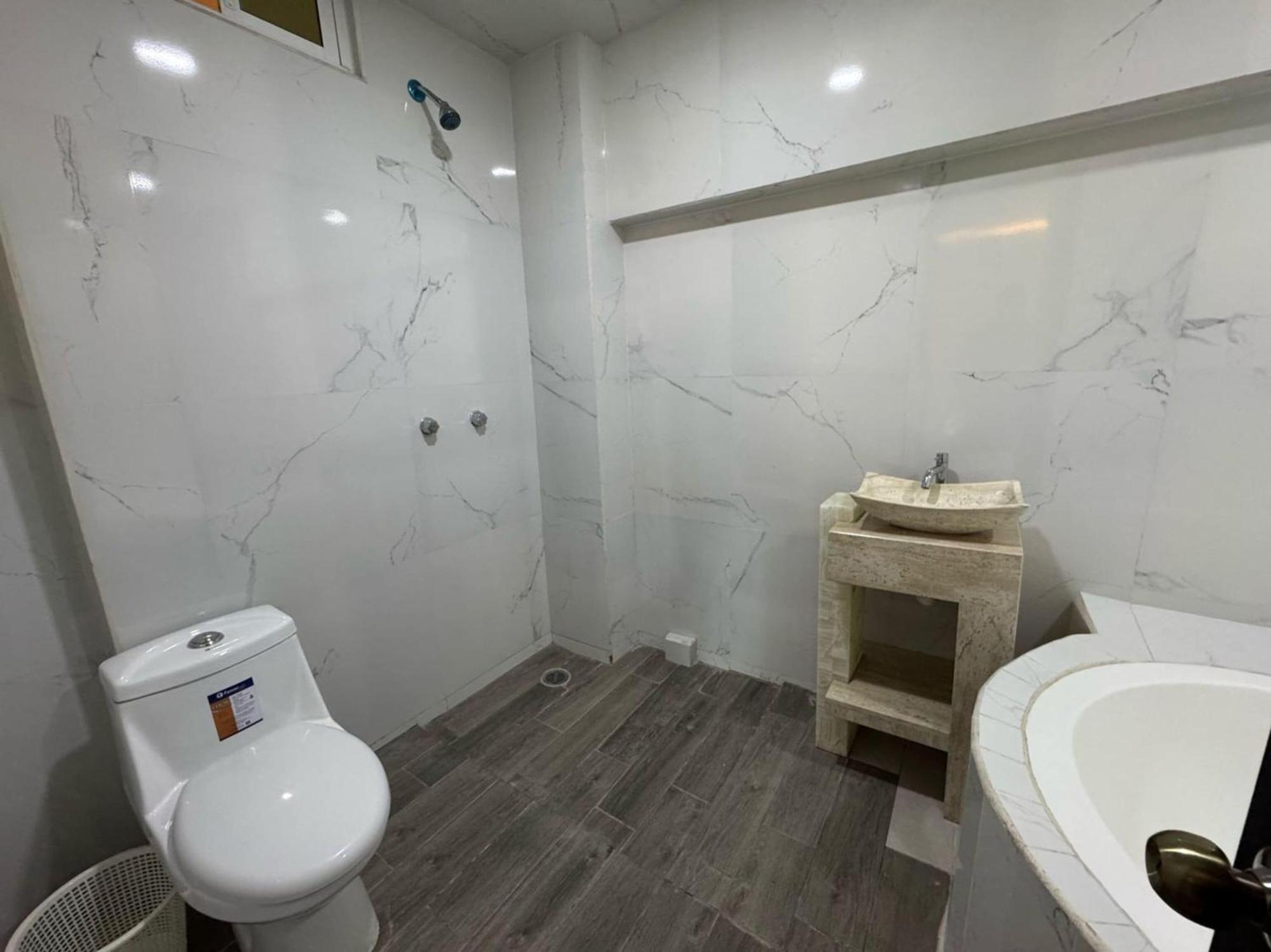 Oyo Hotel Familiar Tollan Чолула Екстер'єр фото